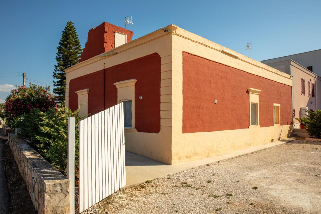 Dimora Dei Nonni 199 Bed & Breakfast Monopoli Bagian luar foto